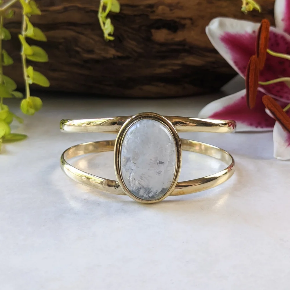 NWT Baizaar Moonstone Cabochon Brass Cuff - Picture 2 of 4